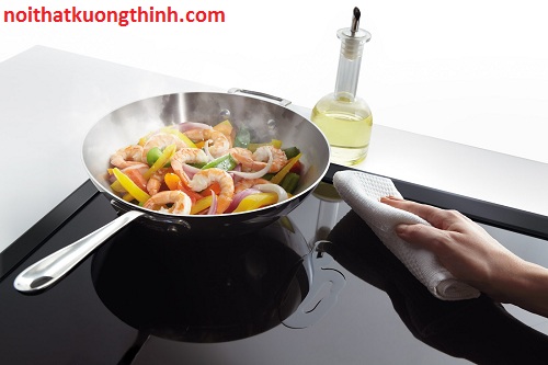 Vệ sinh Bếp từ Mastercook như thế nào?